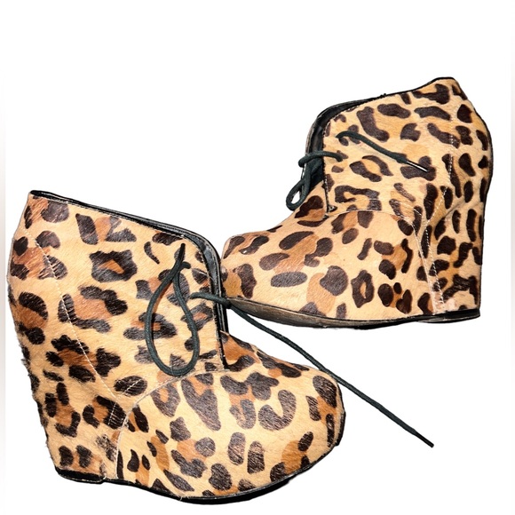 Steve Madden Annie Hidden Wedge Ankle Boot Leopard Tan  Black Women's sz 6.5 - Picture 2 of 10